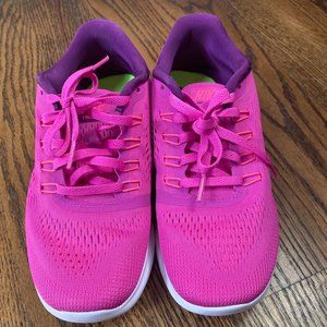 Nike Free RN Pink Blast Size 7 Gently Used